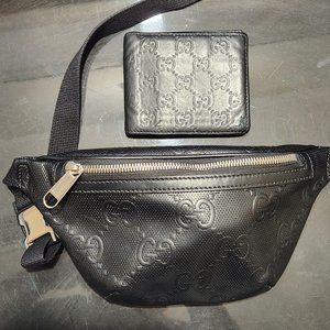 Gucci Crossbody w wallet